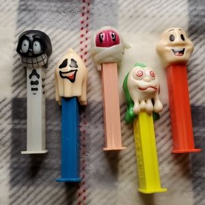Skull and Ghost Set Pez Dispensers set of 5